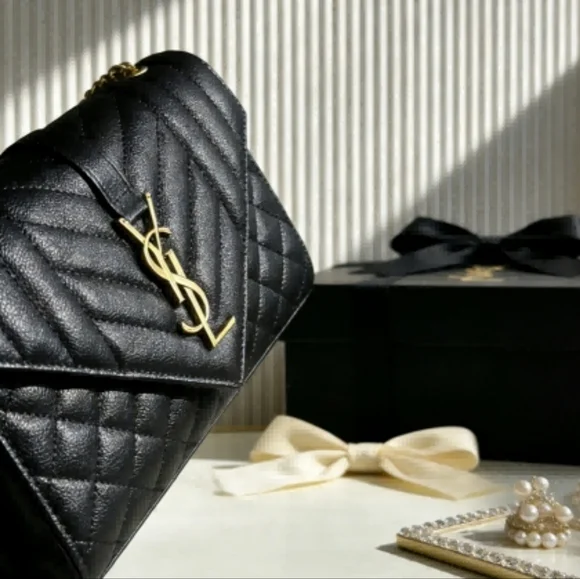 YSL Envelope Quilted Leather Chain Bag - Picture 3 of 6
